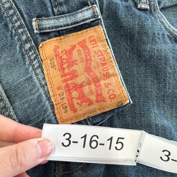 Levis Jeans Mens 38 x 31 Blue 505 Denim Straight Leg Distressed Cotton - Picture 3 of 7